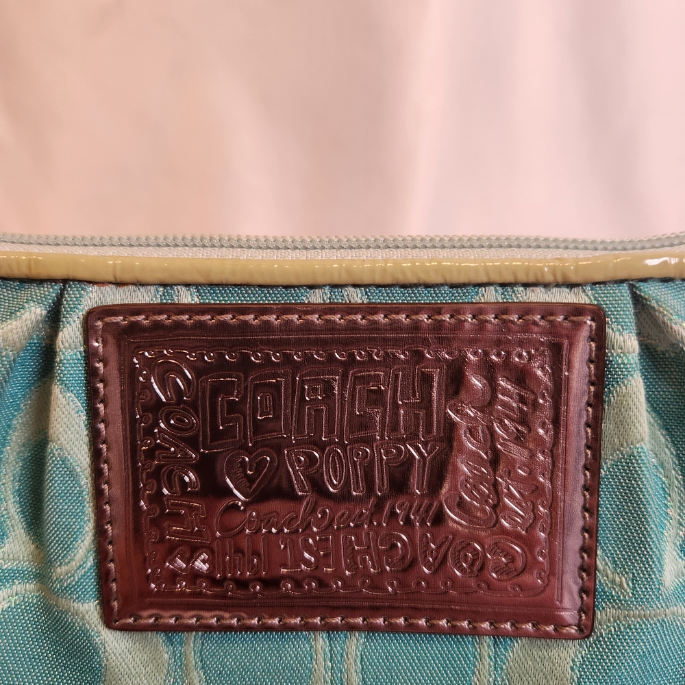Coach Poppy Signature C Teal Wristlet Pouch - Picture 3 of 12